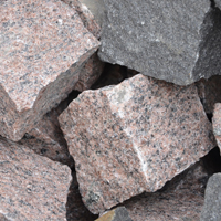 granit naturalny czarny i czerwony - Cezbet Posada
